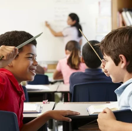 cara menghadapi siswa suka mengganggu