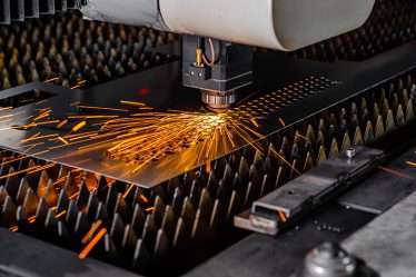 Tips Memilih Jasa Laser Cutting untuk Produksi Peralatan Pabrik