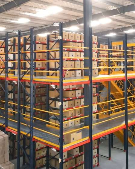 Tips Memilih Multitier Racking untuk Gudang dan Keunggulannya