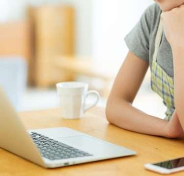 alasan pasang layanan internet tanpa lemot di rumah